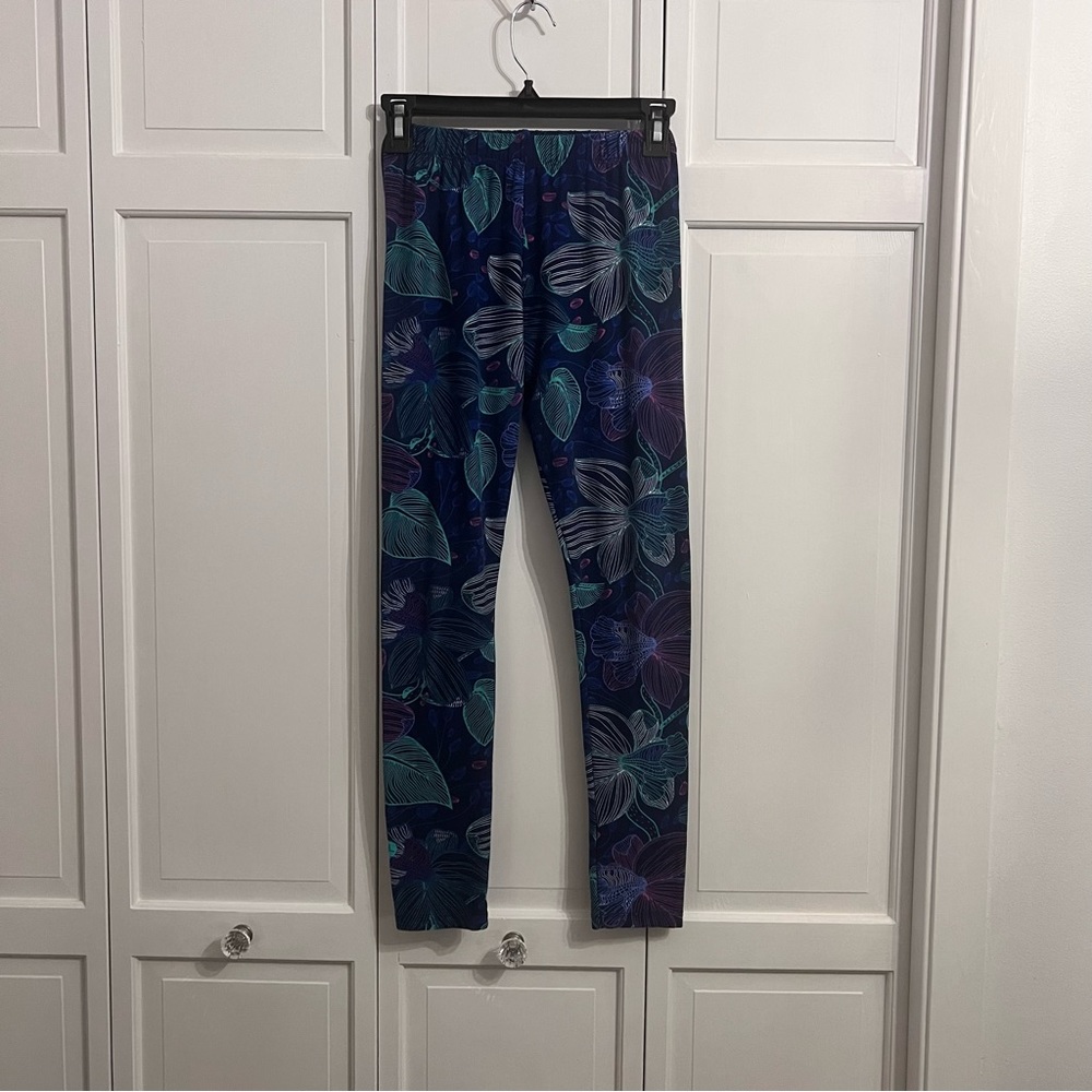 SWEETLEGS Patterned Leggings